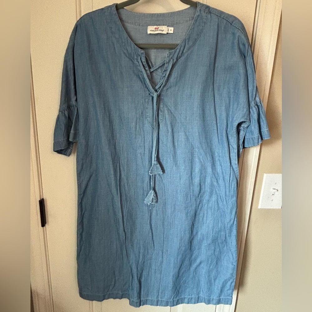 🩵 Vineyard vines light blue Jean style dress size 8 🩵